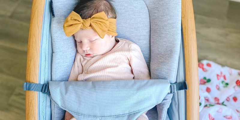 Maxi-Cosi Kori rocker with newborn