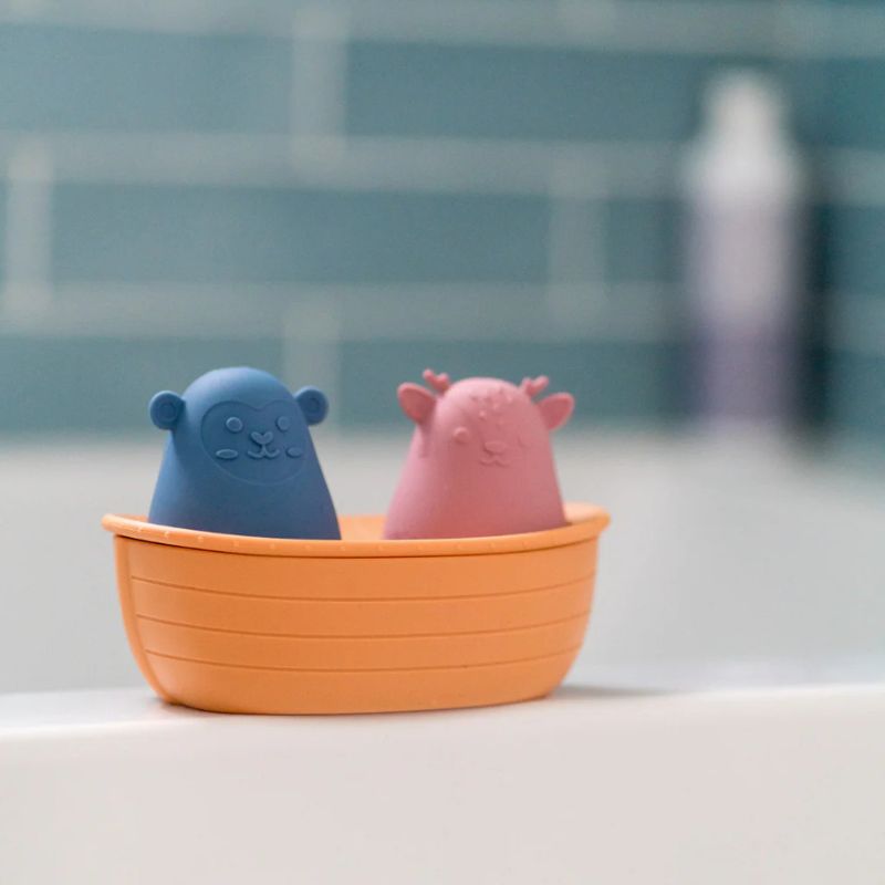 Float Boat & Animal Set