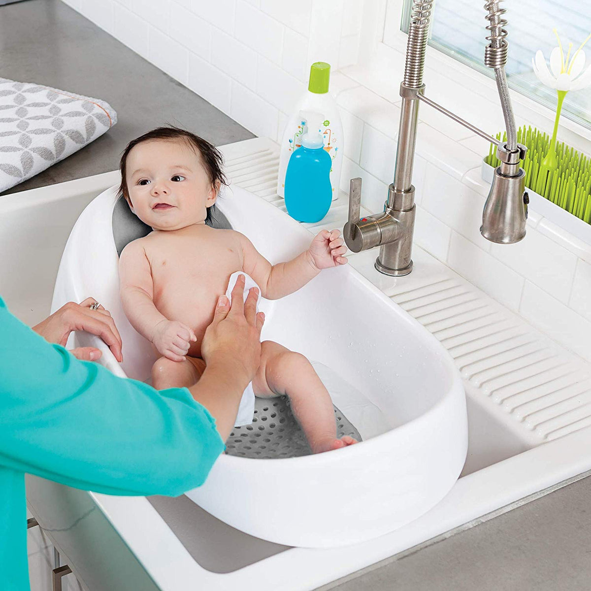 Soak 3-Stage Bathtub