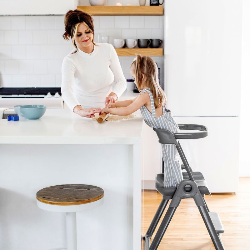 Pivot Toddler Tower