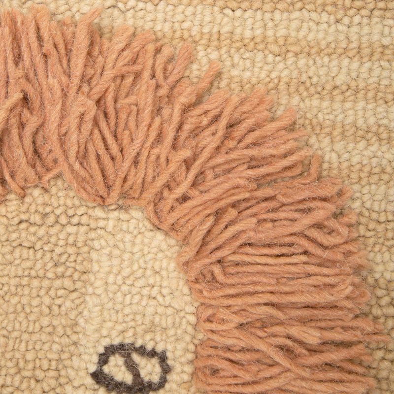 Tapis en forme de lion