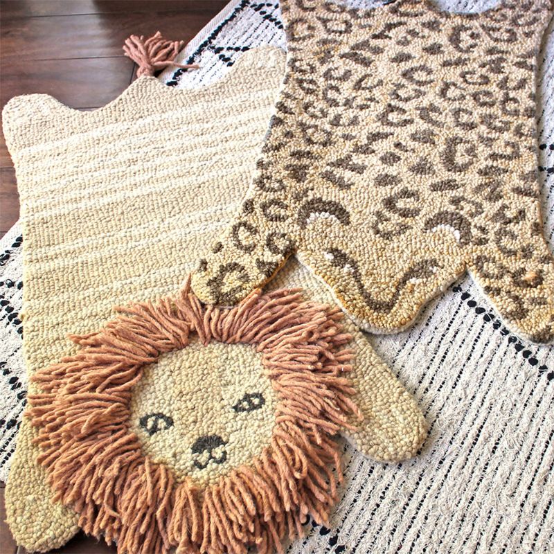 Tapis en forme de lion