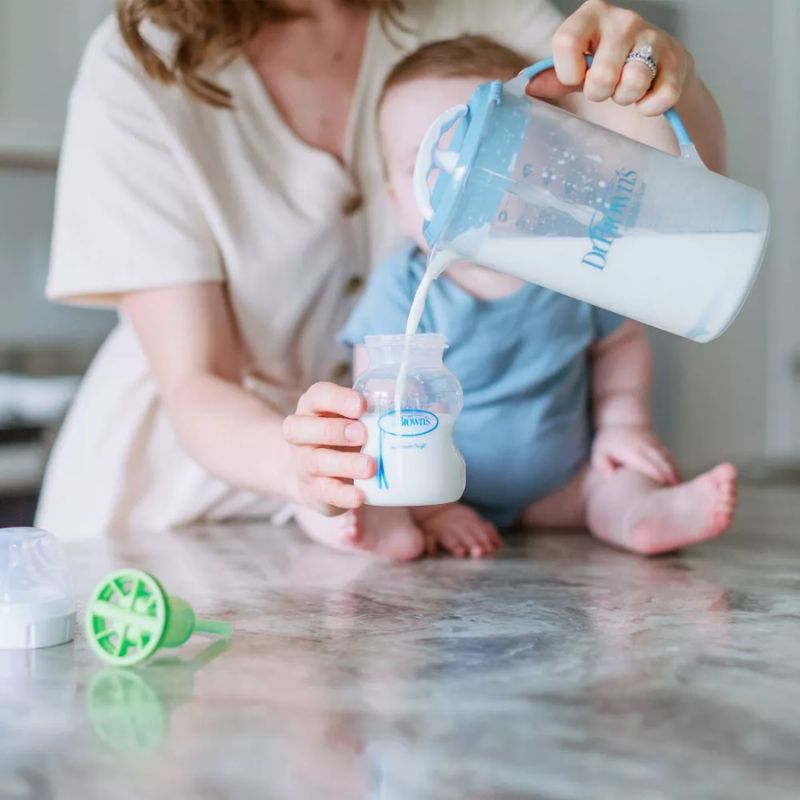 Formula Mixing Pitcher Blue