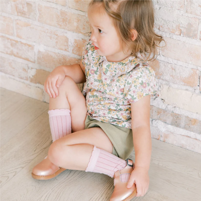 Chaussettes hautes festonnées