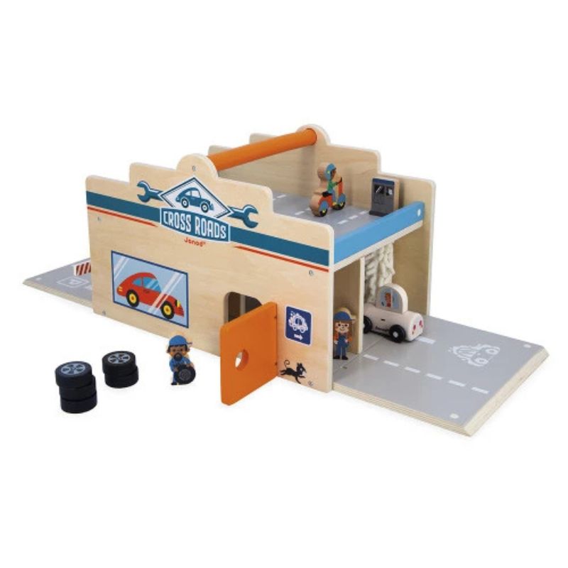 Wooden Garage - Cross Roads
