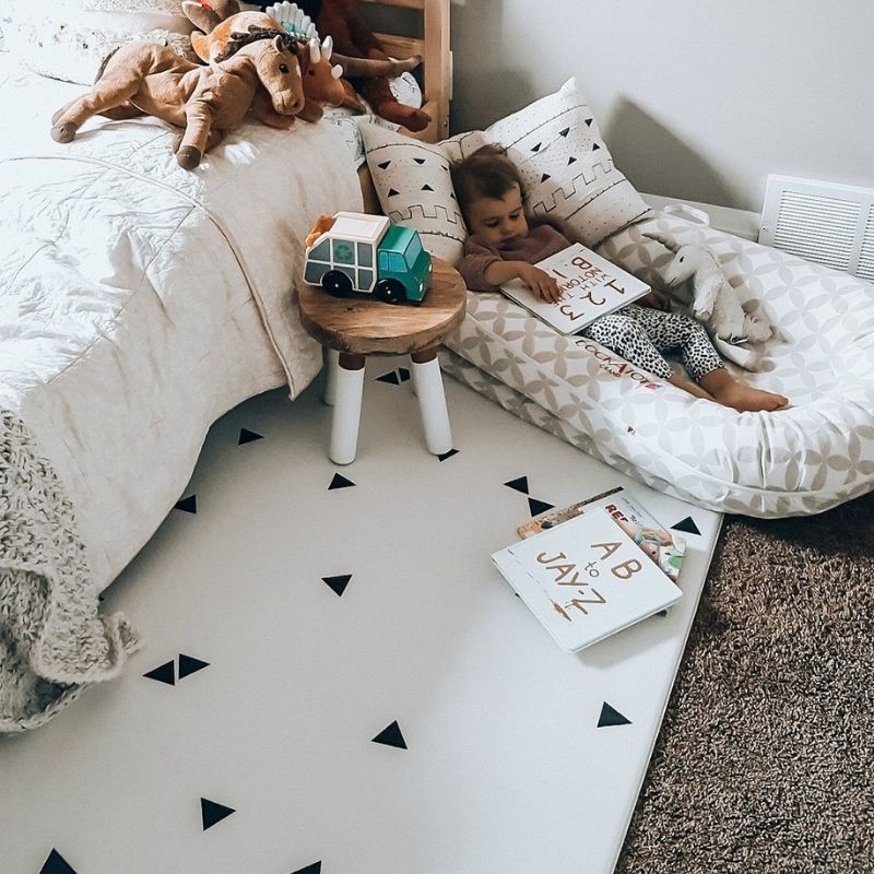 Ofie Reversible Playmats Road + Triangle