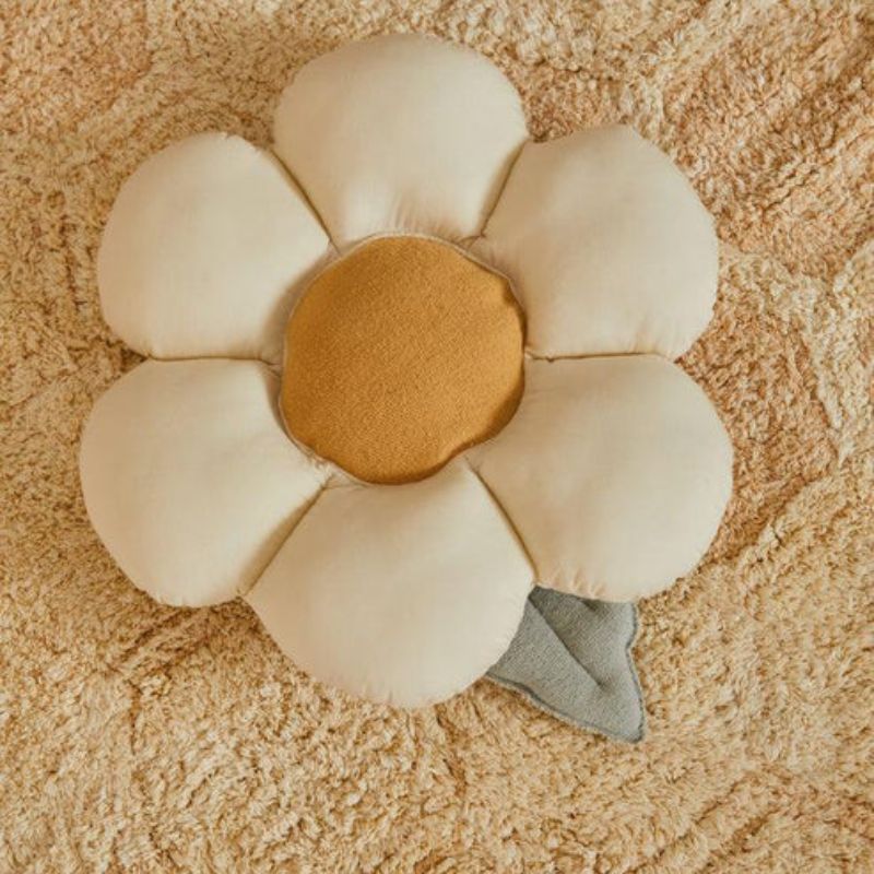 Little Daisy Cushion