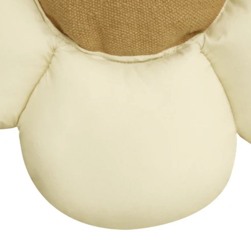 Little Daisy Cushion