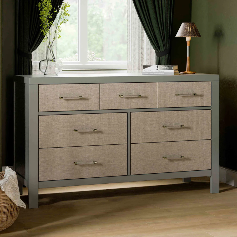 Eloise 7 Drawer Dresser