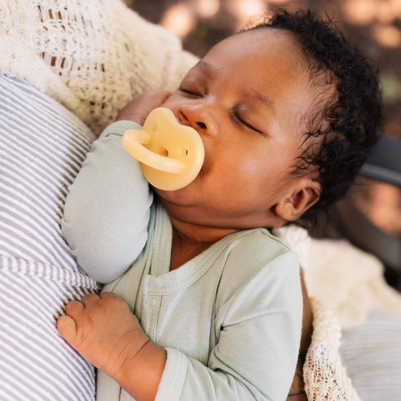 Calm n’ Cuddle Pacifier Golden
