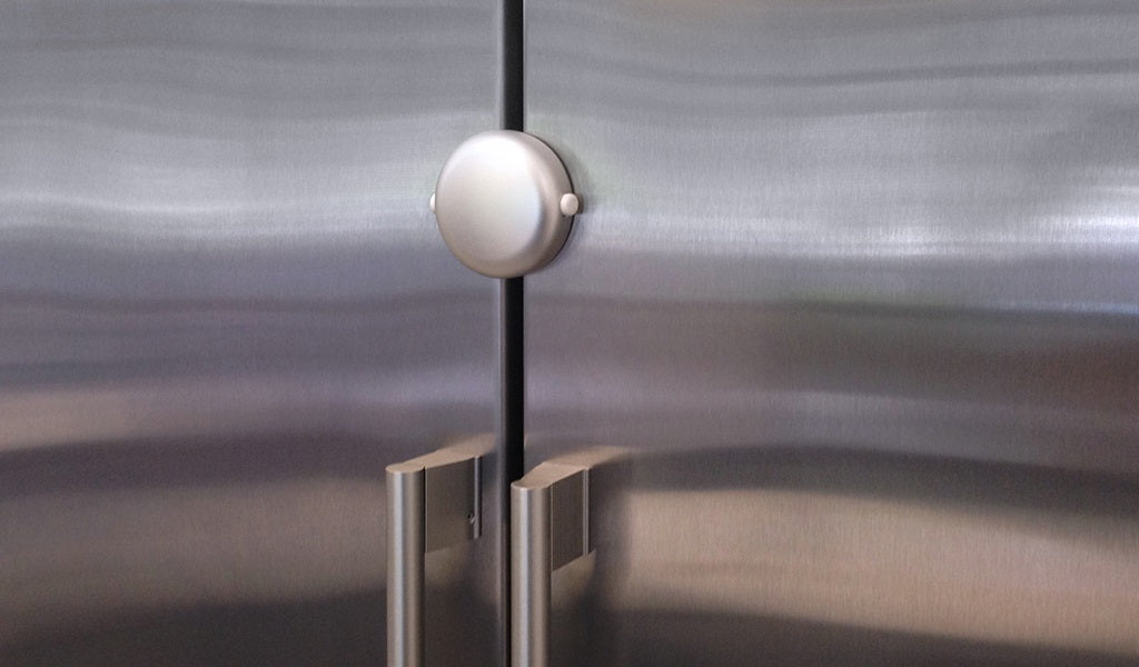 Adhesive Fridge Lock - Chrome uniq