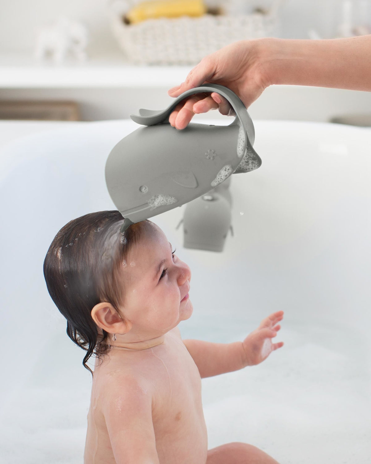 Moby Waterfall Bath Rinser
