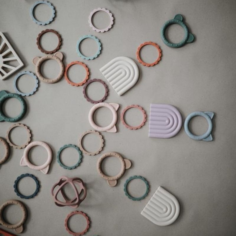 Flower Teething Bracelet - 3 Pack Thyme Berry and Natural