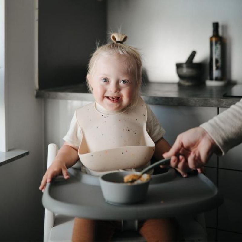 Silicone Feeding Spoons 2-Pack Dried Thyme and Natural