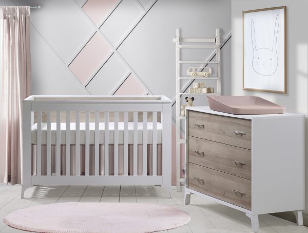 Metro Convertible Crib and 3 Drawer Dresser Combo