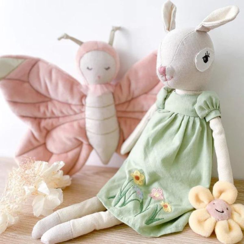 Poupée en lin Buttercup Doe