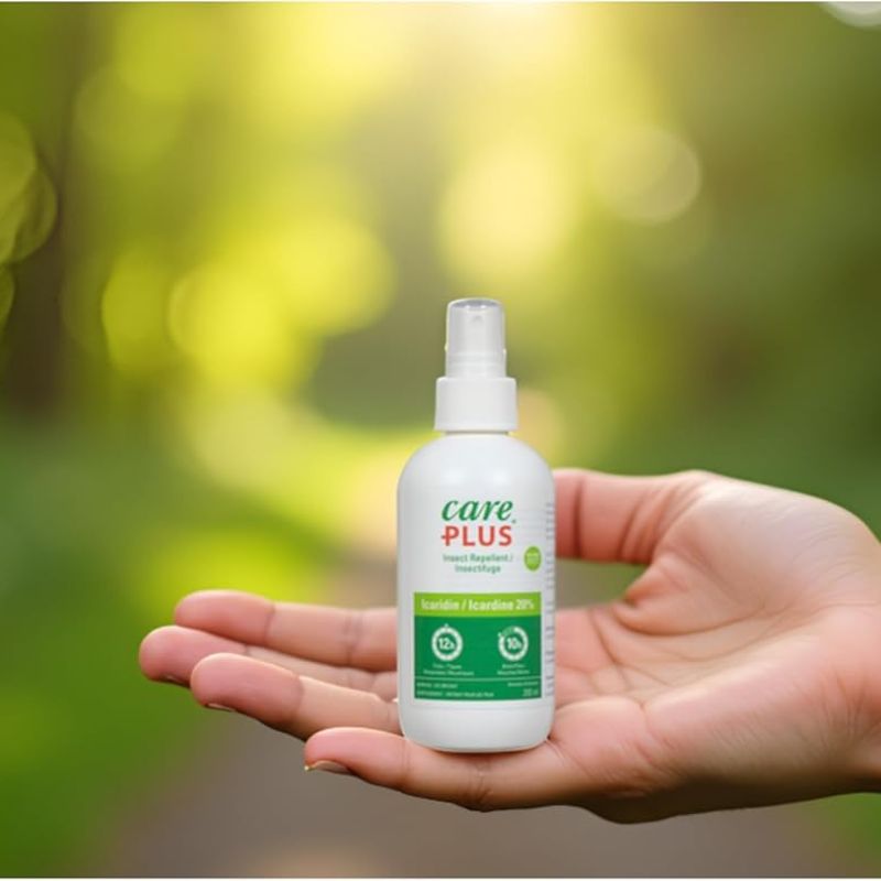 Insectifuge à l'icaridine