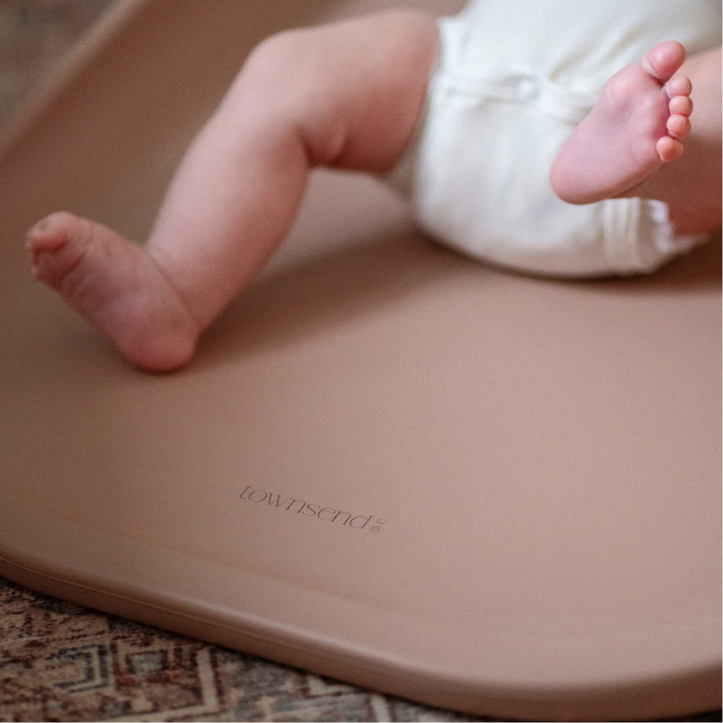 Contoured Foam Wipeable Changing Pad